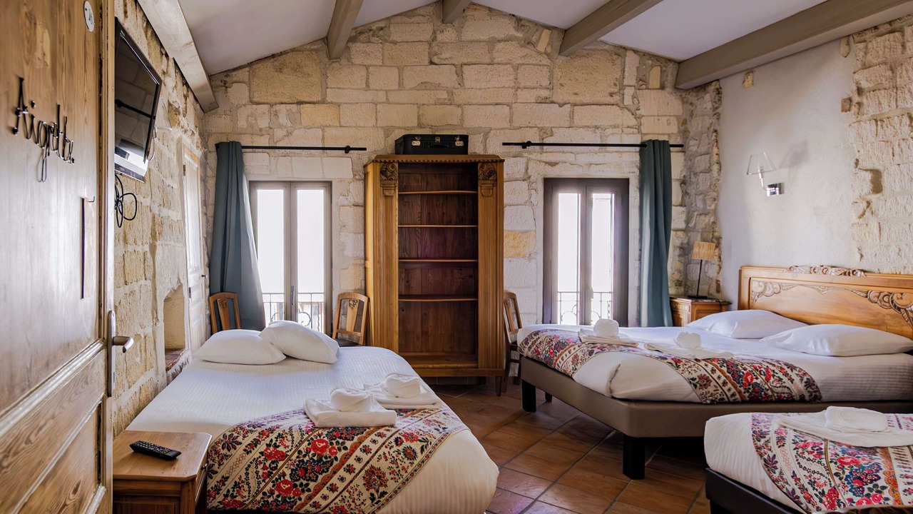 Photo of Bedroom in Arles City Centre