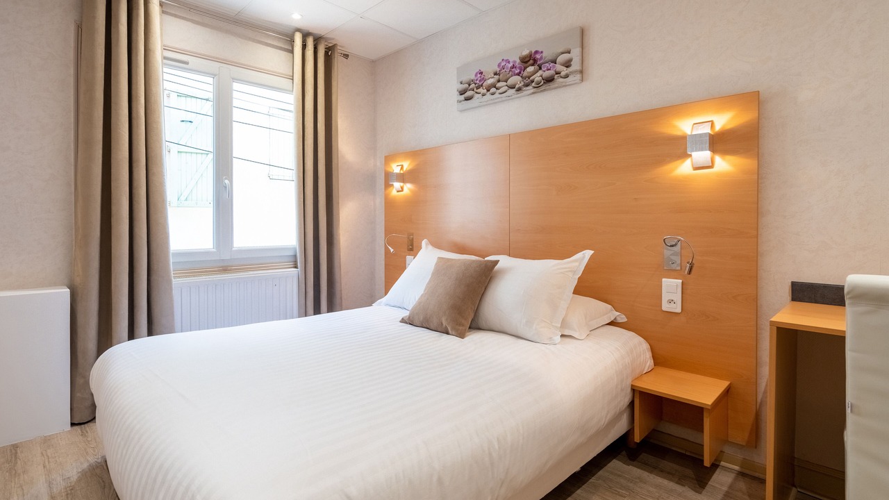 Photo of Bedroom in Salon-de-Provence