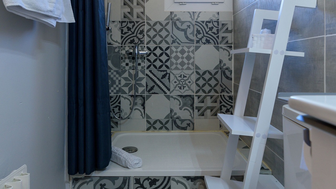 Photo of Bathroom in Salon-de-Provence