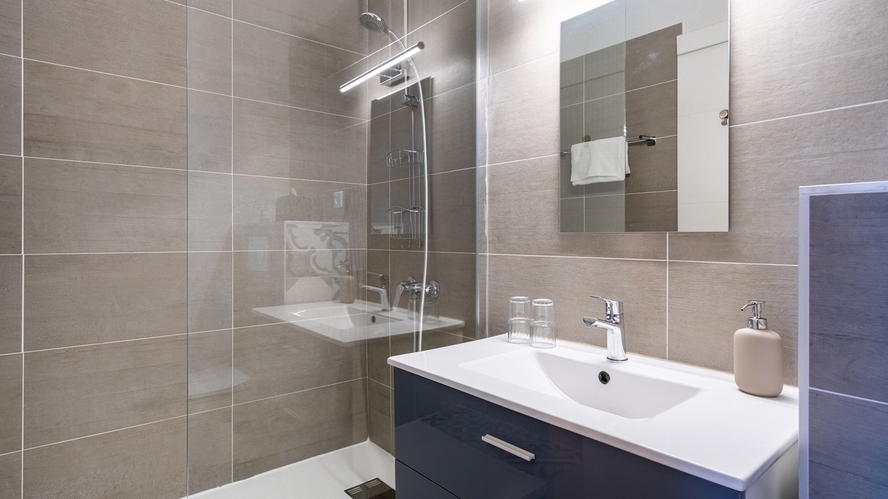 Photo of Bathroom in Salon-de-Provence