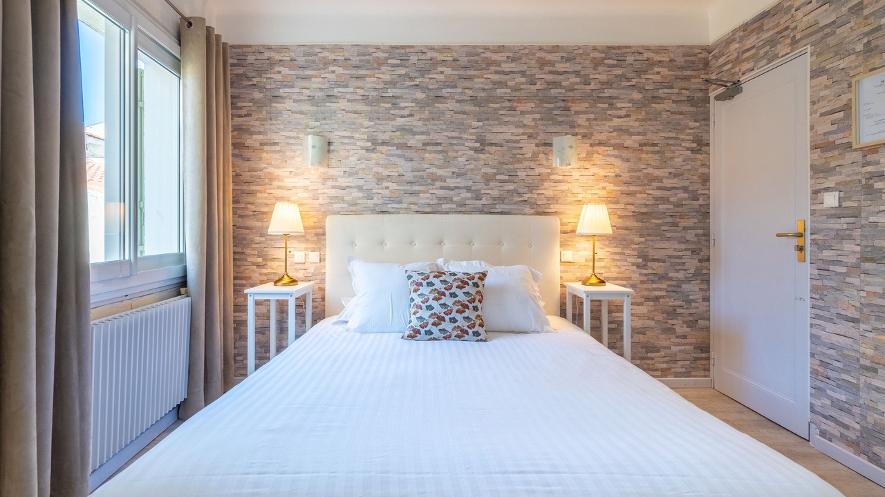 Photo of Bedroom in Salon-de-Provence