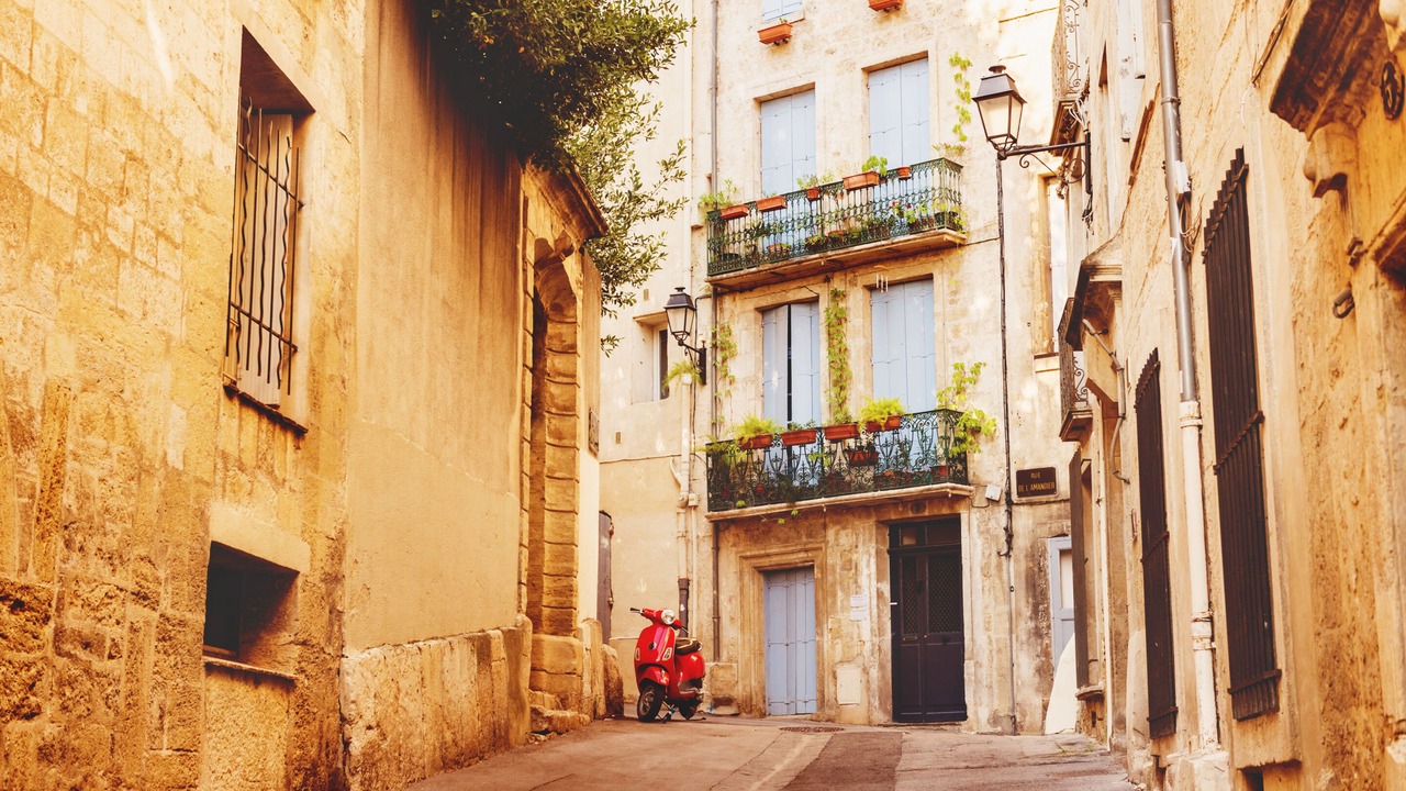 Photo of Others in Comedie