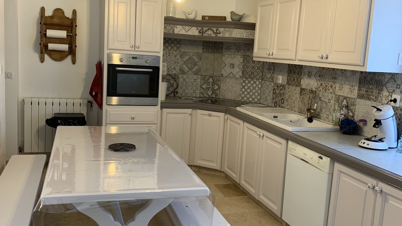 Photo of Kitchen in Saint-Julien-d'Asse