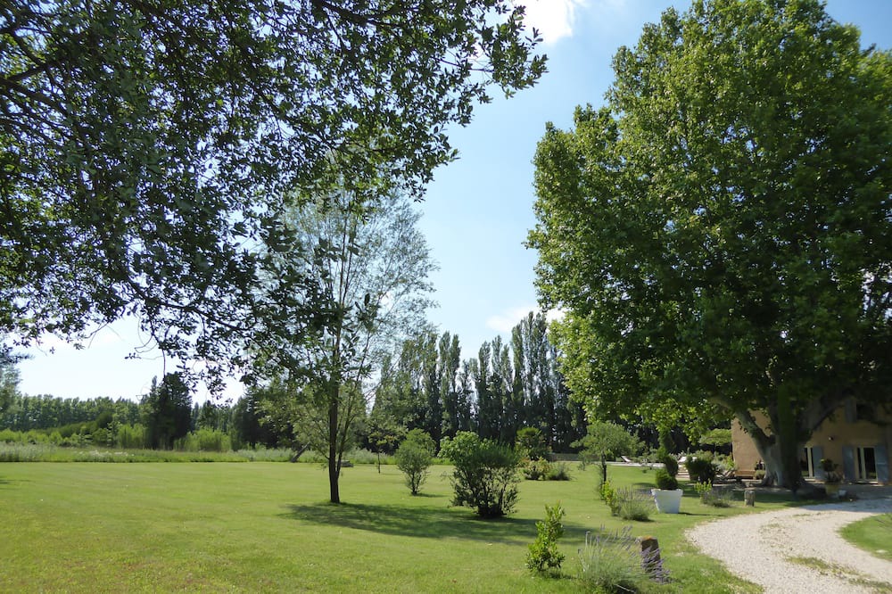 Photo of Outdoor in Saint-Andiol