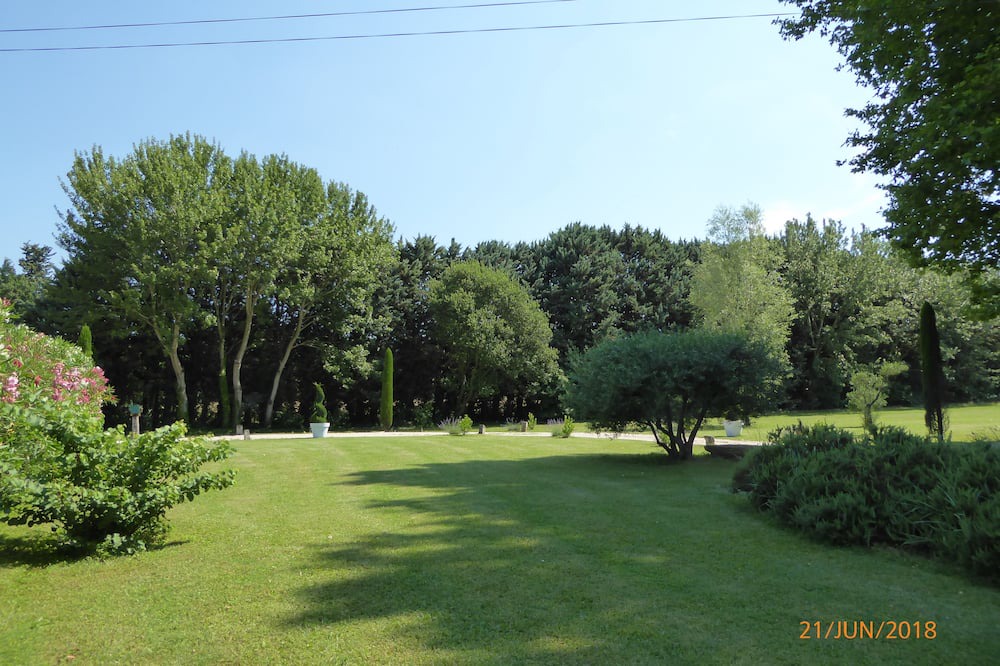 Photo of Outdoor in Saint-Andiol