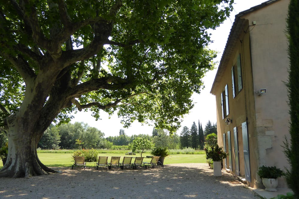 Photo of Outdoor in Saint-Andiol
