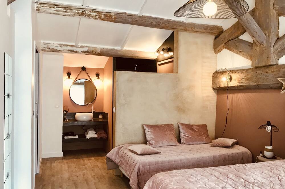 Photo of Bathroom in St.-Remy-de-Provence