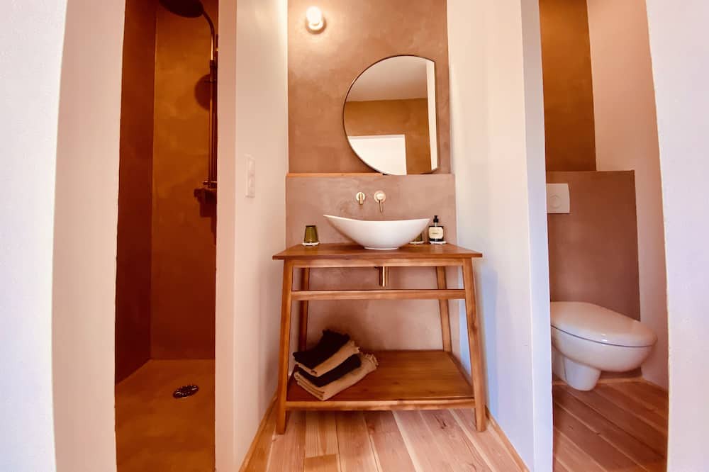 Photo of Bathroom in St.-Remy-de-Provence