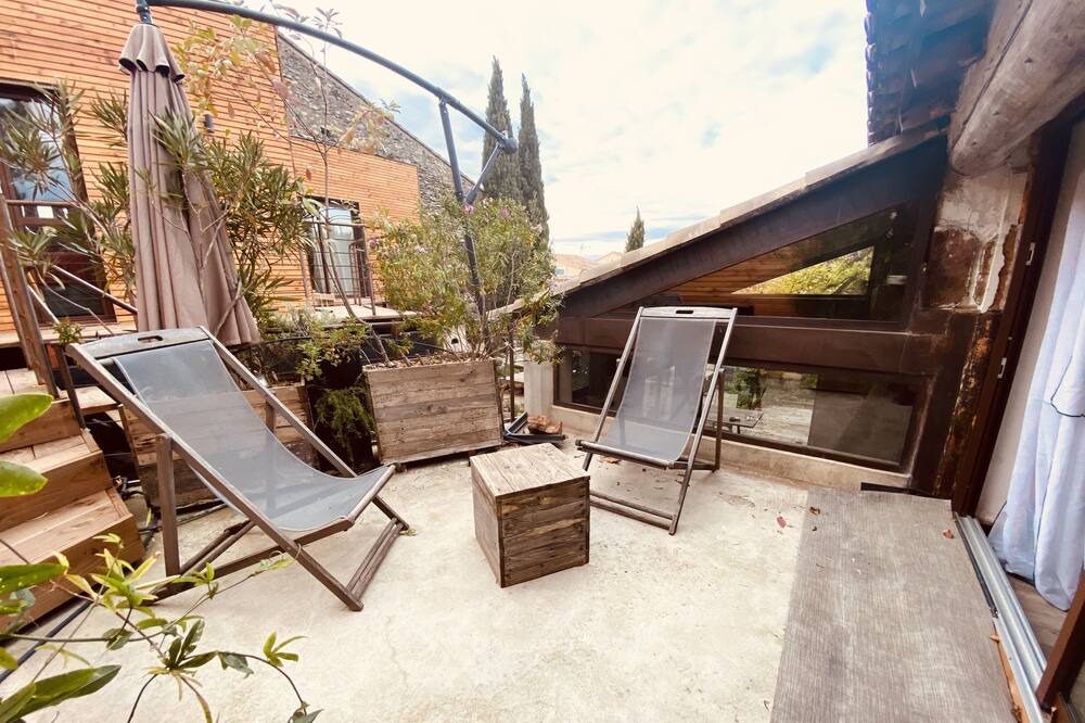 Photo of Patio Balcony in St.-Remy-de-Provence