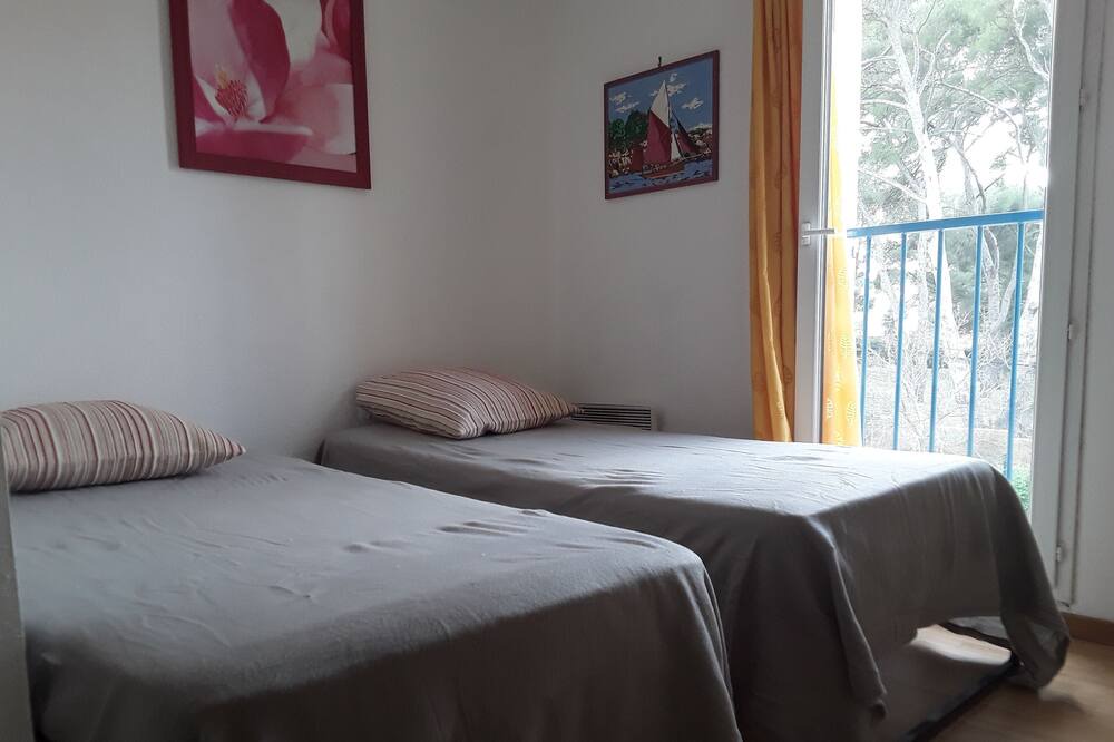Photo of Bedroom in Sanary-sur-Mer