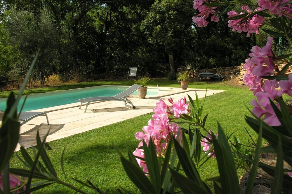 Photo of Outdoor in Cabasse