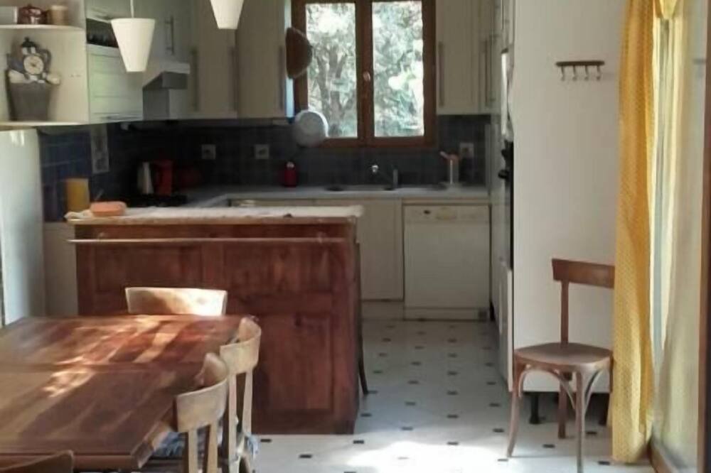 Photo of Kitchen in Cabasse