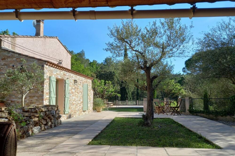 Photo of Outdoor in Cabasse
