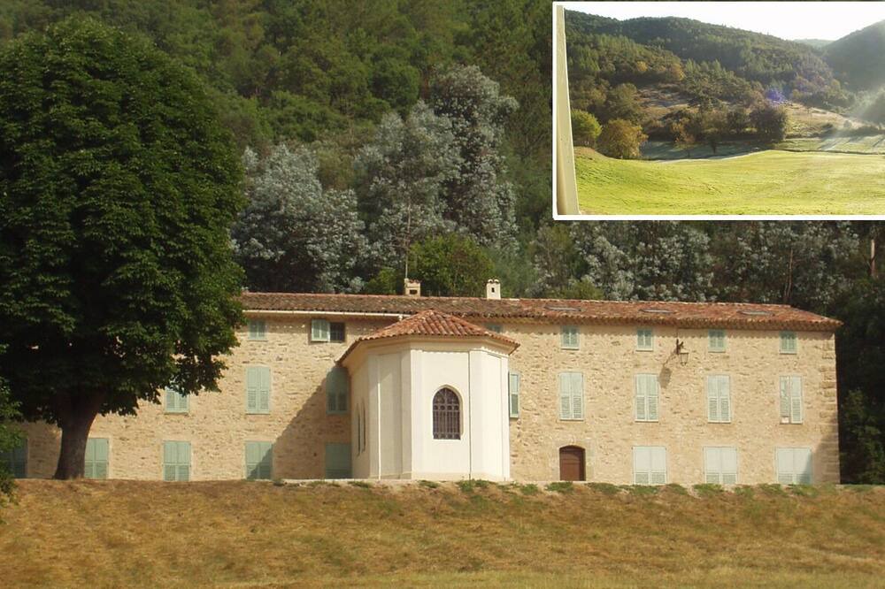 Photo of Outdoor in Tanneron