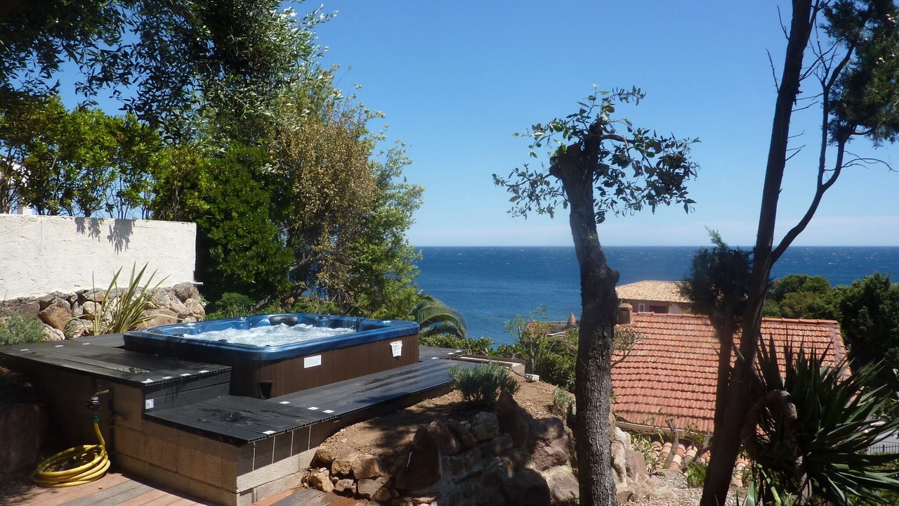 Photo of Outdoor in Antheor