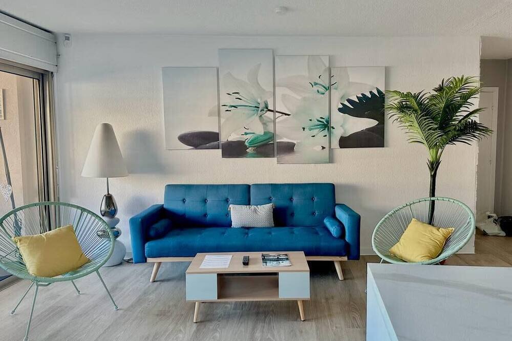 Photo of Livingroom in Cannes La Bocca