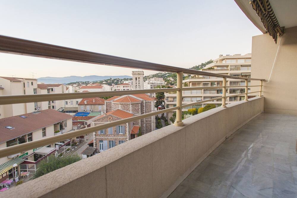 Photo of Patio Balcony in Cannes La Bocca