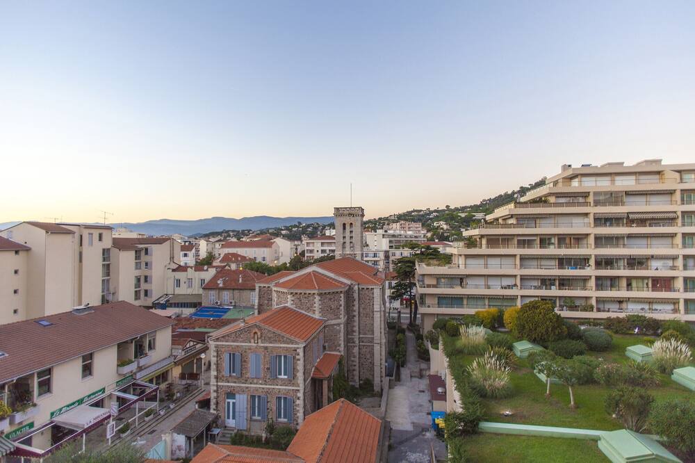 Photo of Patio Balcony in Cannes La Bocca