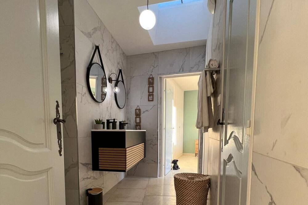 Photo of Bathroom in Cannes La Bocca