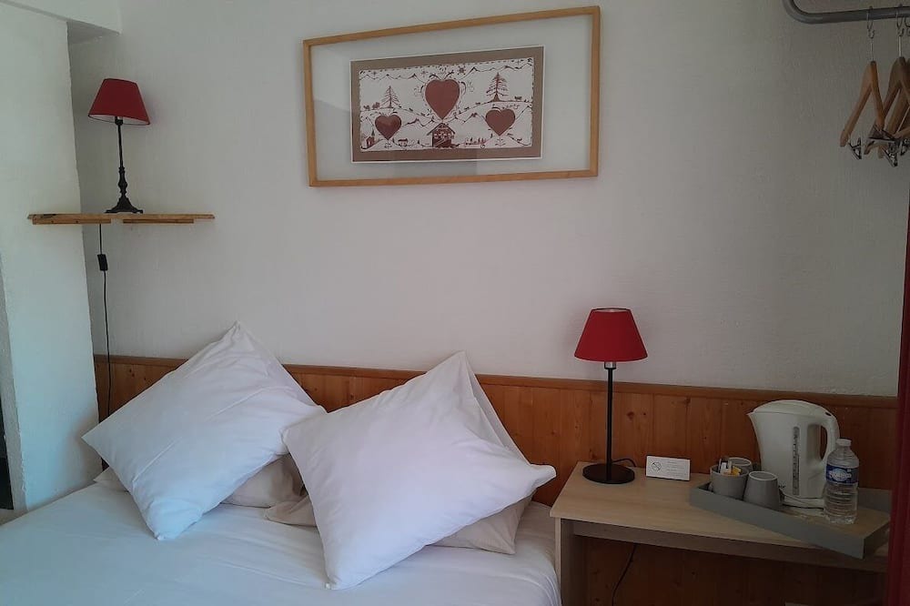 Photo of Bedroom in Allos