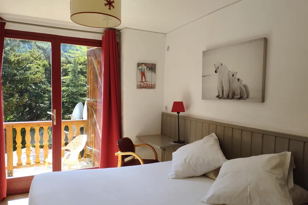 Photo of Bedroom in Allos