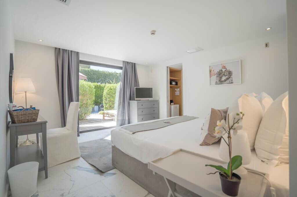 Photo of Bedroom in Saint-Tropez