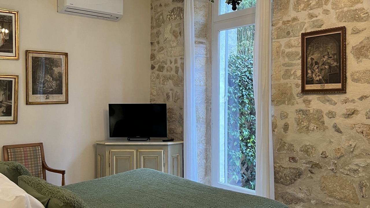 Photo of Outdoor in Avignon City Centre