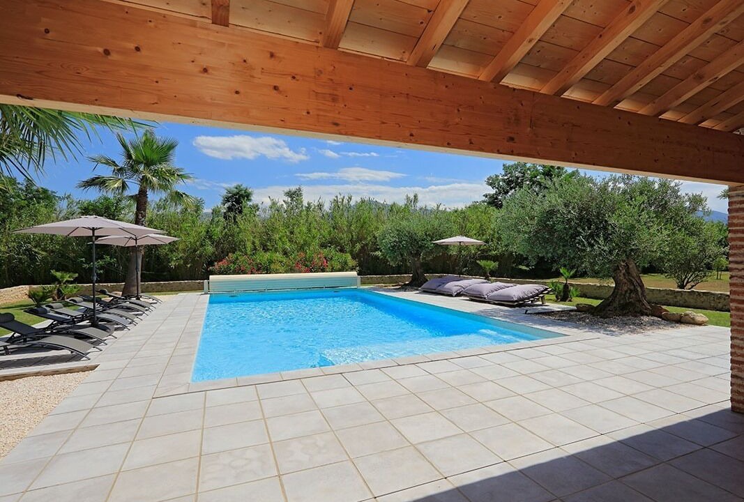 Photo of Outdoor in Saint-Genis