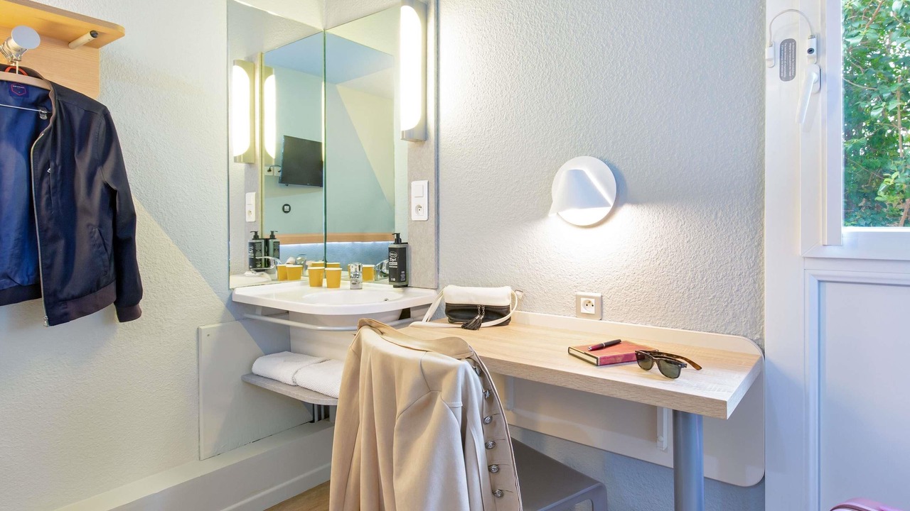 Photo of Bedroom in Cavaillon