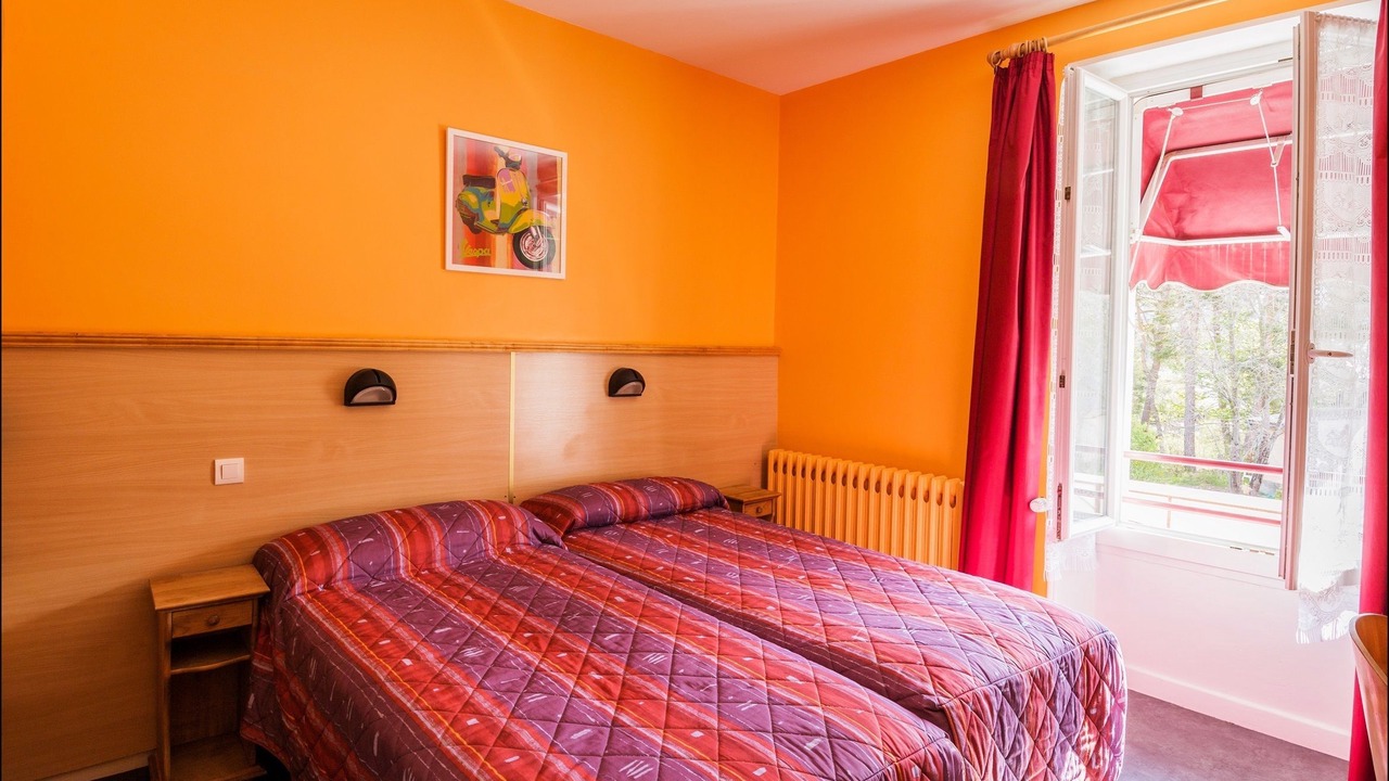 Photo of Bedroom in Jausiers