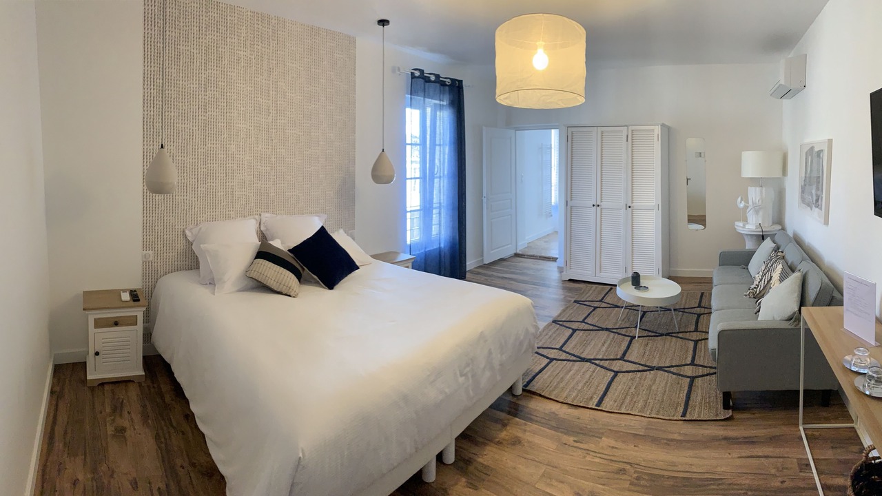 Photo of Bedroom in Gallargues-le-Montueux