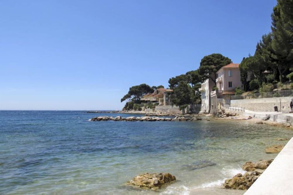 Photo of Others in Bandol