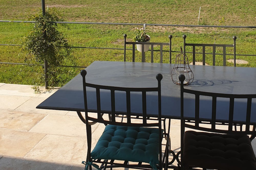 Photo of Patio Balcony in Mouries
