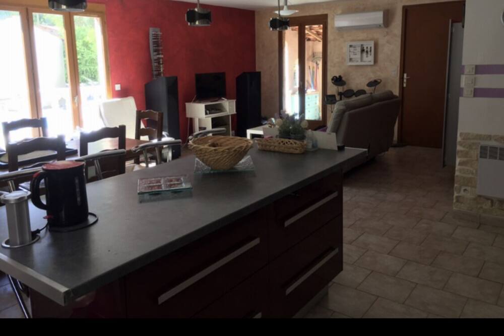 Photo of Others in Cuges-les-Pins