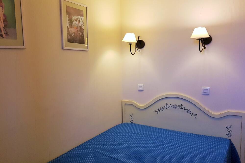 Photo of Bedroom in Les Restanques