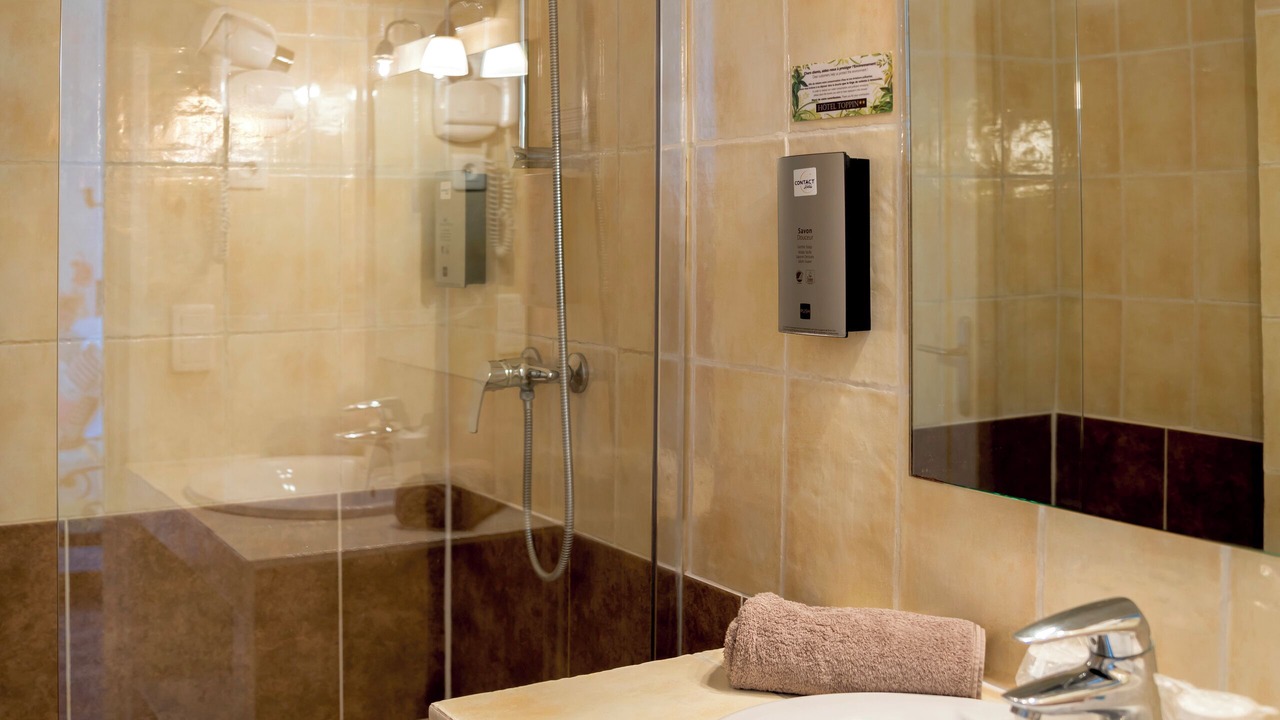 Photo of Bathroom in Cavaillon