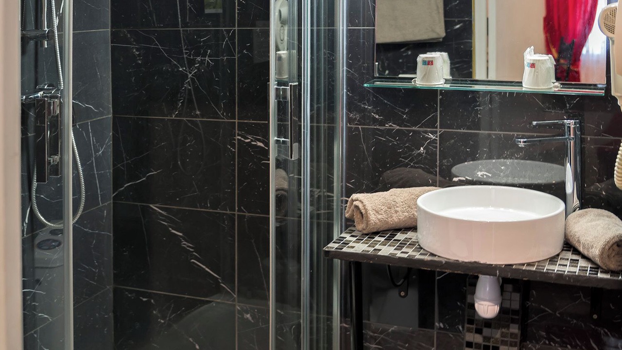 Photo of Bathroom in Cavaillon