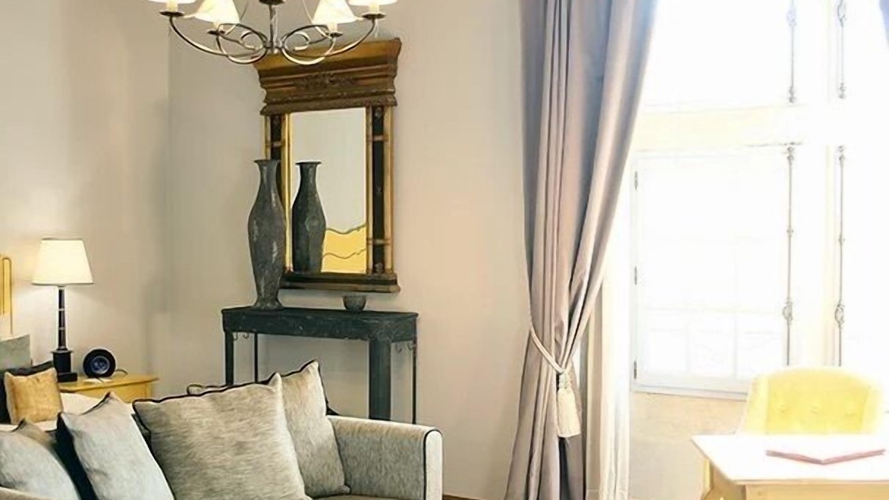 Photo of Bedroom in Aigues-Mortes Medieval City