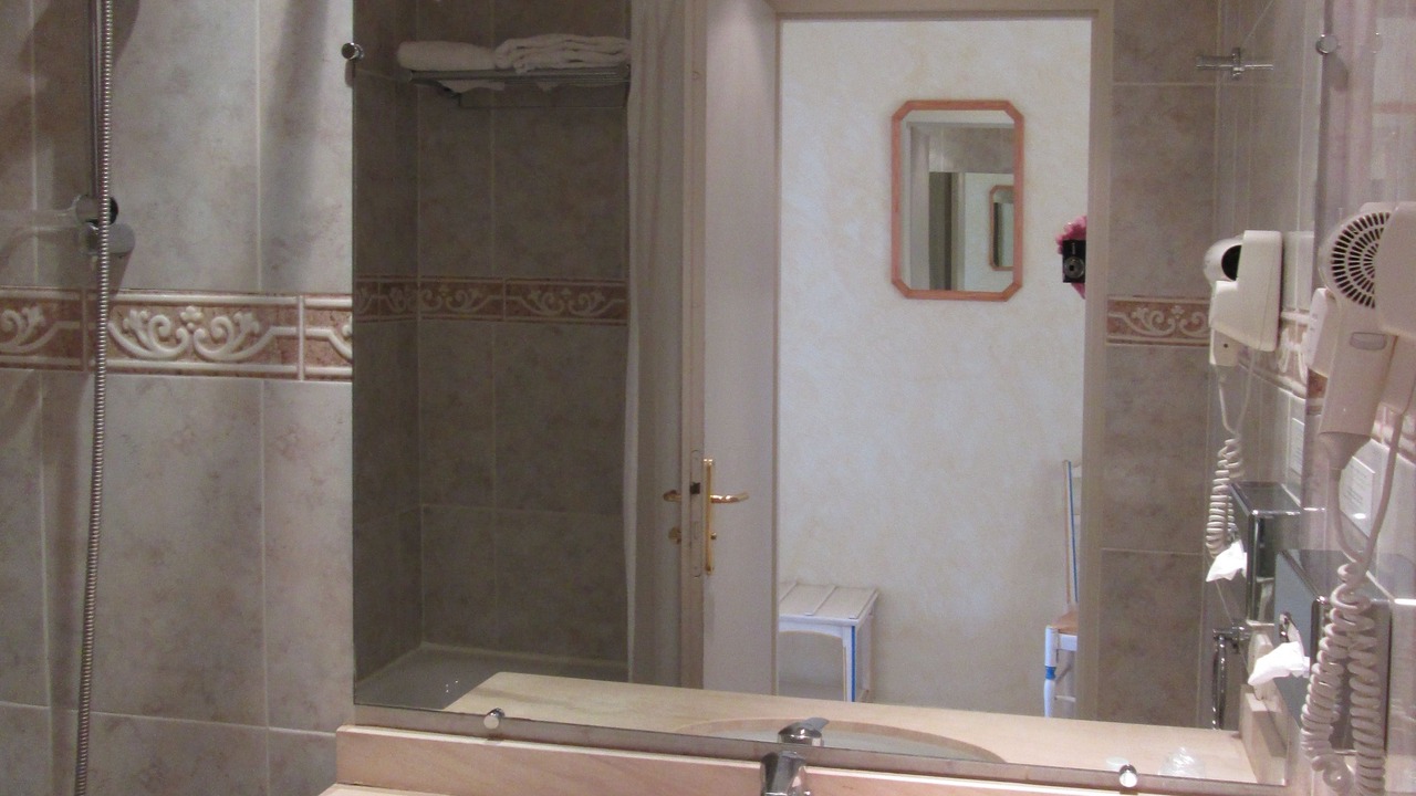 Photo of Bathroom in Istres