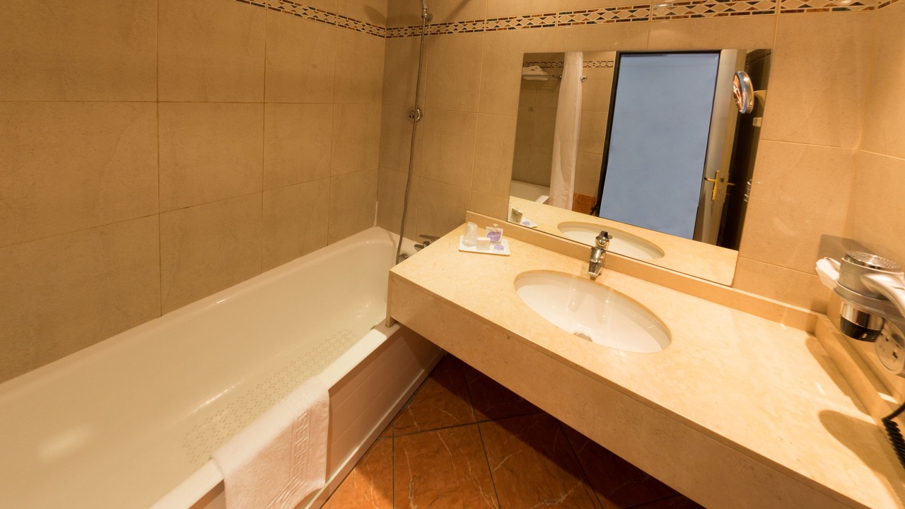 Photo of Bathroom in Istres