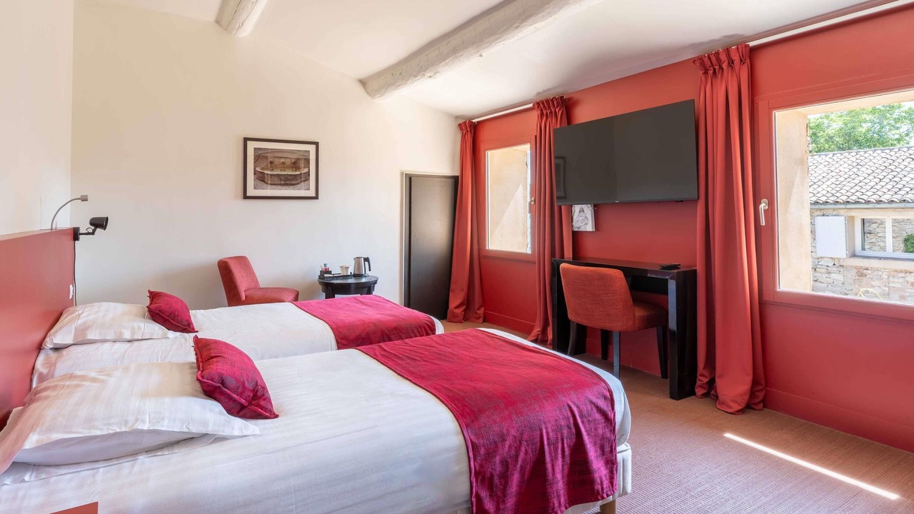 Photo of Bedroom in Chateauneuf-le-Rouge