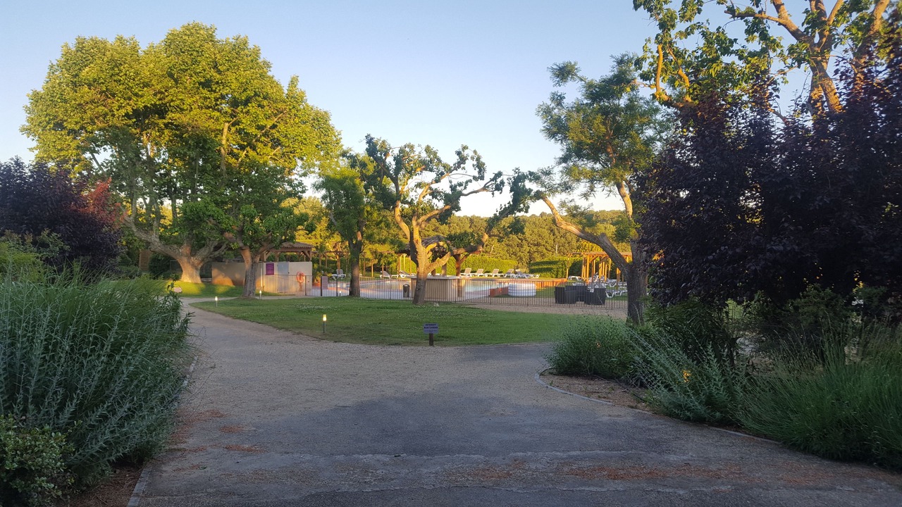 Photo of Outdoor in Chateauneuf-le-Rouge