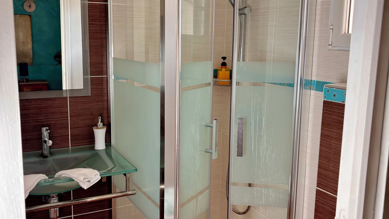 Photo of Bathroom in Ceyreste