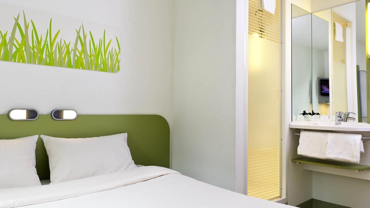 Photo of Bedroom in Saint-Menet