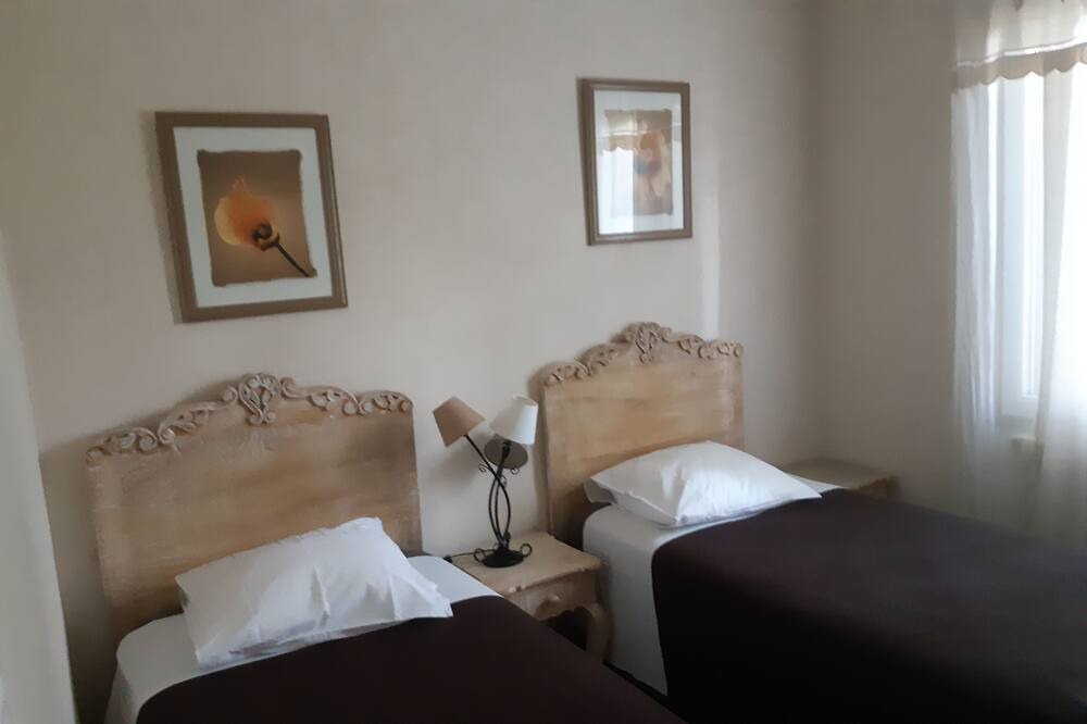 Photo of Bedroom in Paluds de Noves