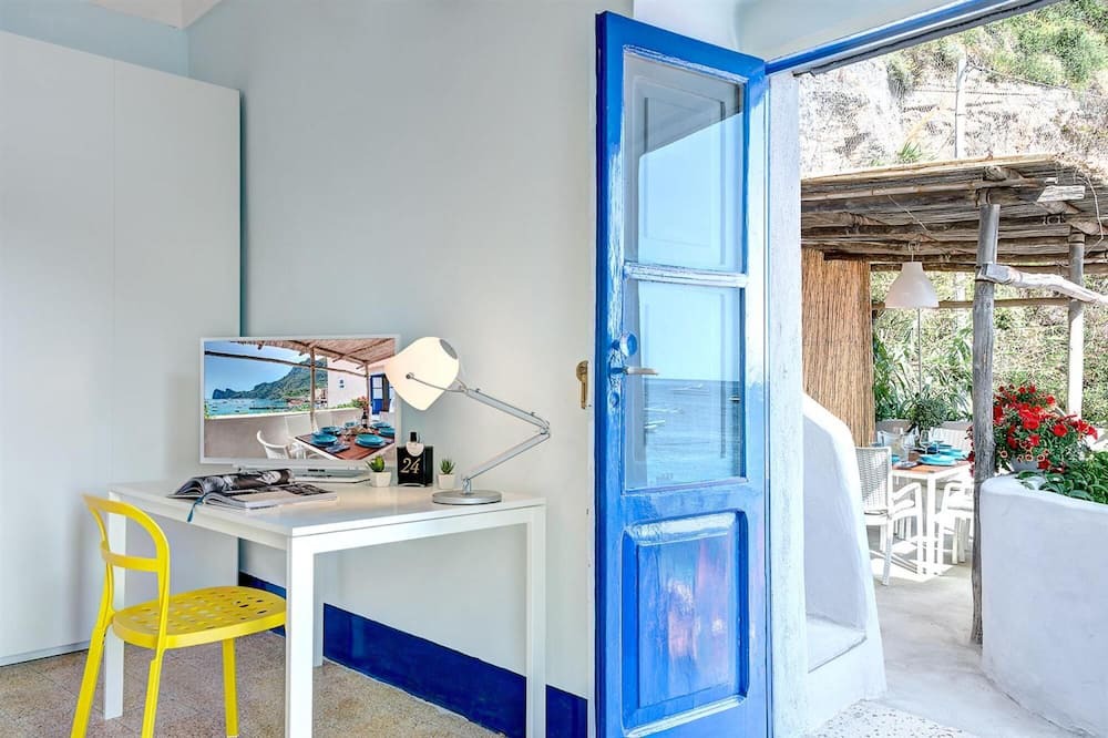 Photo of Bedroom in Marina del Cantone