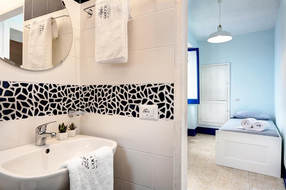 Photo of Bathroom in Marina del Cantone