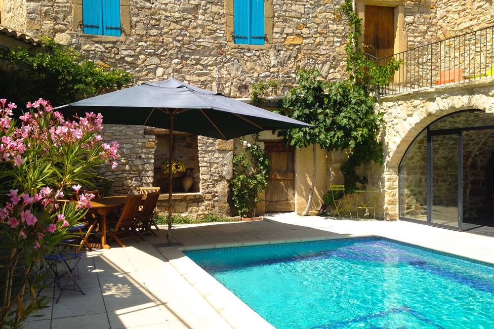 Photo of Outdoor in Saint-Jean-de-Ceyrargues