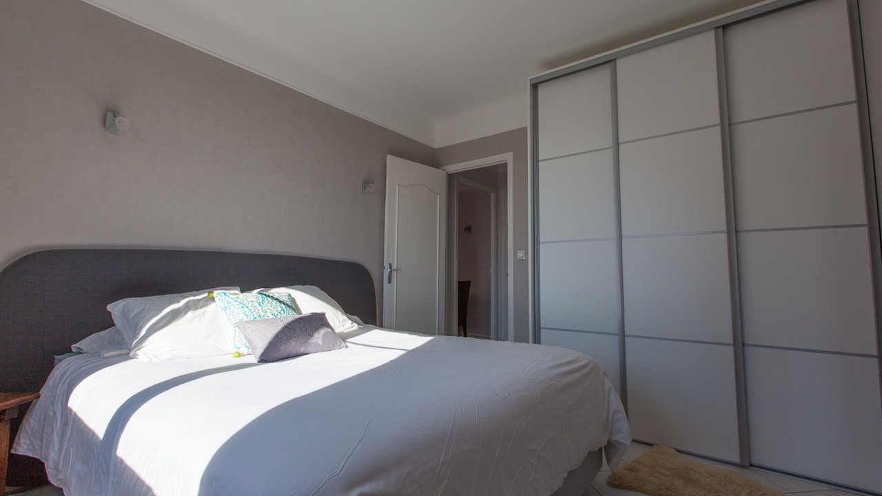 Photo of Bedroom in Carnot