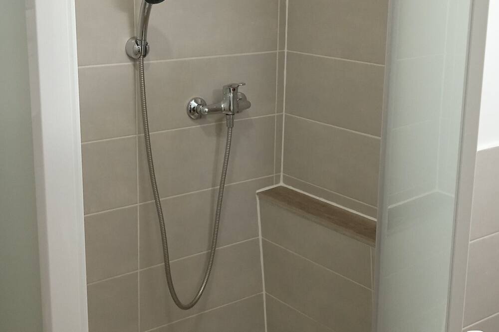 Photo of Bathroom in Les Baumettes